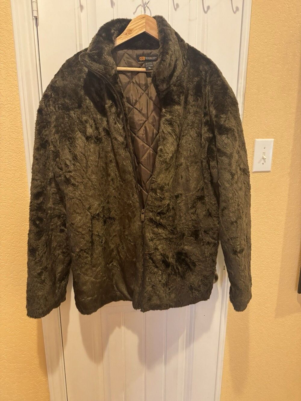 GODBODY Y2K  BOSS CHIC, BROWN Faux Fur Coat   SIZE XL